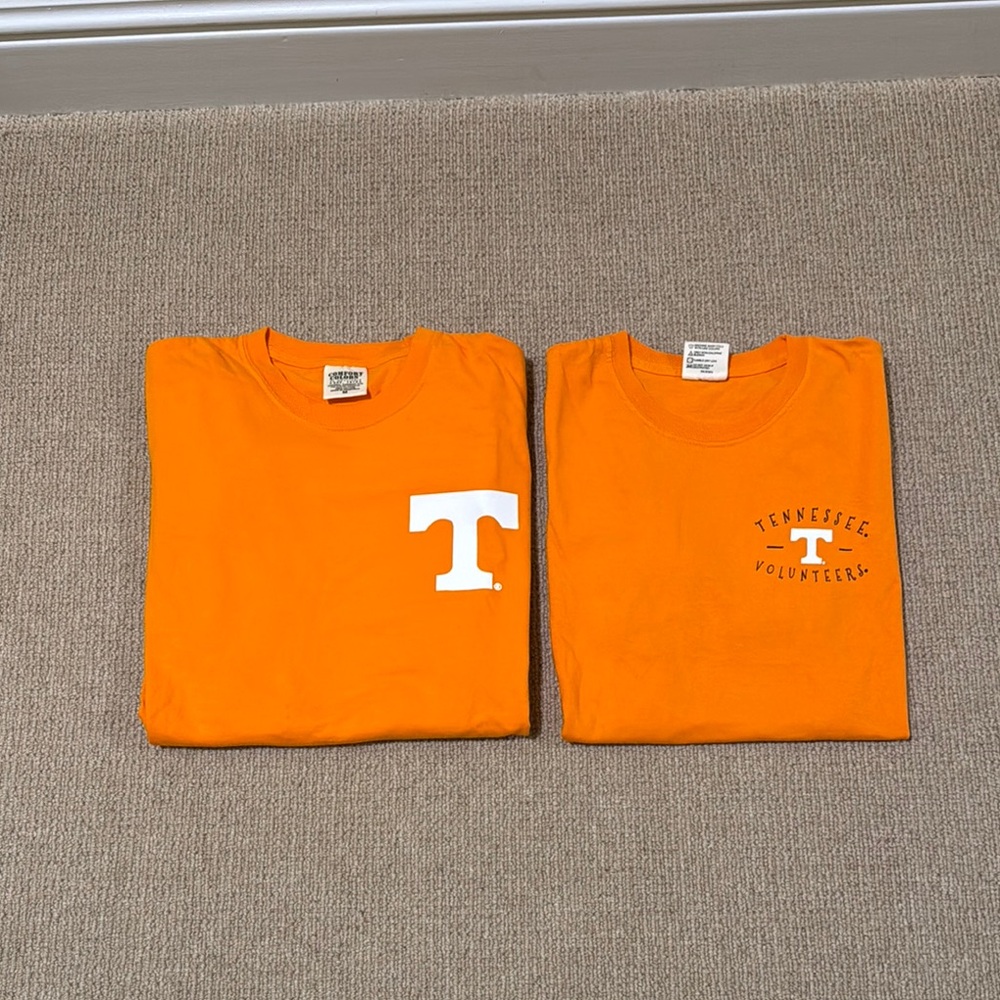 Orange Tennessee Volunteers T-Shirts- women’s size medium